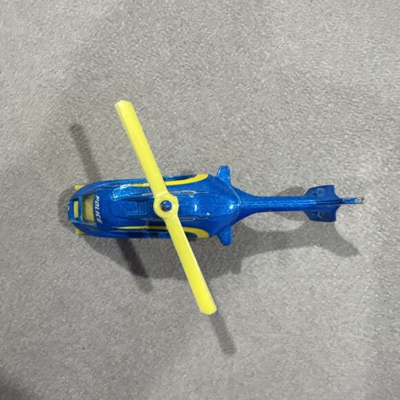Lot Of 4 Hot Wheels Fastlane Maisto Die Cast Helicopters Airplane Toys Police - Picture 15 of 16